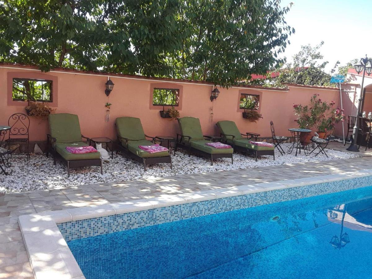 Villa Diana Apartments Skopje Luaran gambar