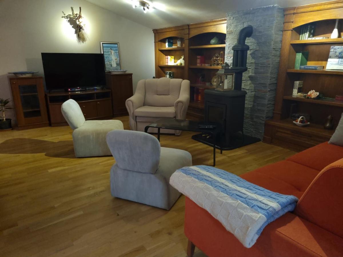 Villa Diana Apartments Skopje Luaran gambar