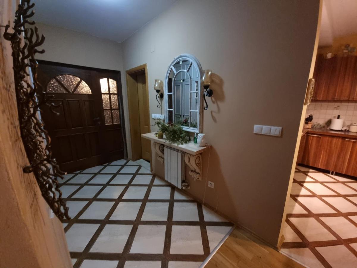 Villa Diana Apartments Skopje Luaran gambar